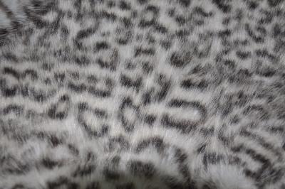 China 100% Polyester Leopard Print Fabric Wrinkle Resistant 150CM Width à venda