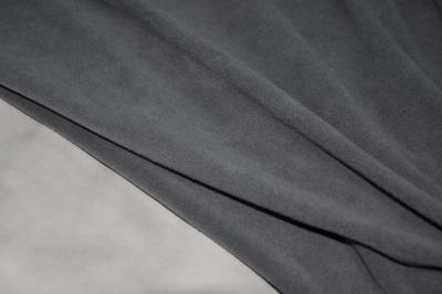 China poliéster 160gsm 100% el 150cm CW o tela polar ajustable del paño grueso y suave en venta