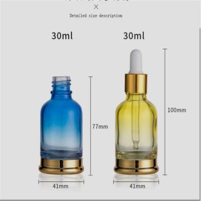 Chine Le compte-gouttes réutilisable d'huile essentielle de couleur multi met la couleur en bouteille de gradient de preuve de fuite à vendre