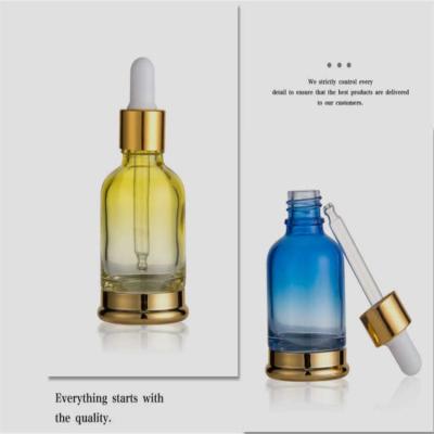 Chine Le compte-gouttes réutilisable d'huile essentielle de couleur multi met la couleur en bouteille de gradient de preuve de fuite à vendre
