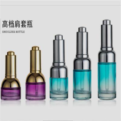 Chine Bouteille 50ML en verre cosmétique portative avec étanche réutilisable de pompe privée d'air à vendre