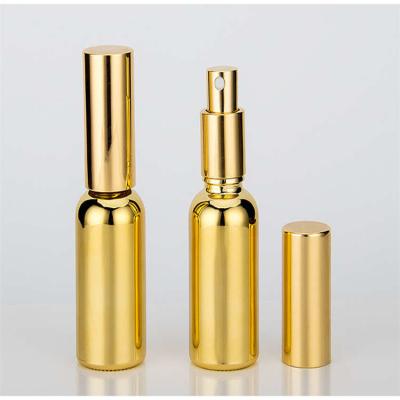 Chine Bouteille en verre cosmétique 5ml léger réutilisable 30ml 50ml 100ml de pompe privée d'air d'or à vendre