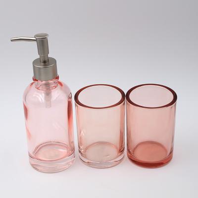 Chine Bouteille écumante en verre de savon de main de la CE antipoussière, bouteilles en verre rechargeables de pompe d'anti rouille à vendre