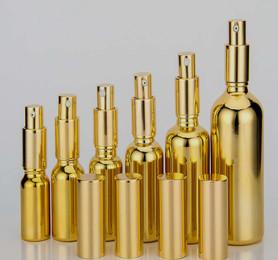 Chine Bouteille en verre cosmétique 5ml léger réutilisable 30ml 50ml 100ml de pompe privée d'air d'or à vendre