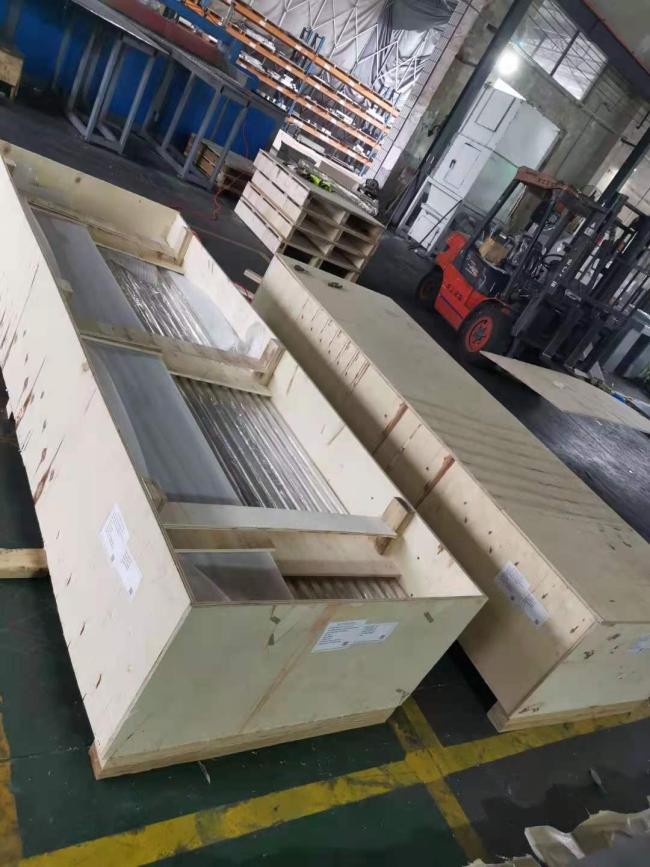 package-img