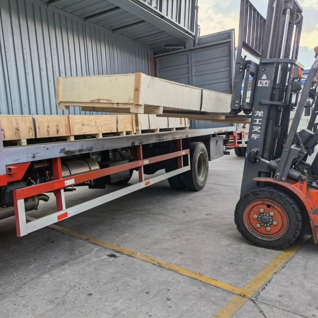 package-img