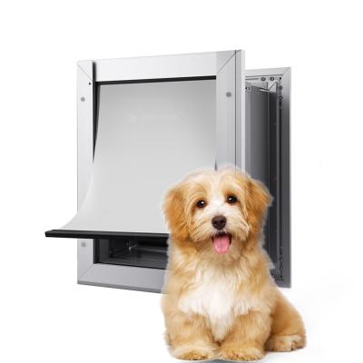 China Puerta PET de metal magnético, puerta de perro con doble colgajo con llave en venta