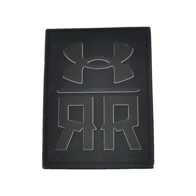 China Sustainable Support Customized Services 3D Logo Printed Clothing Sustainable Rubber Black Silicone Label for sale
