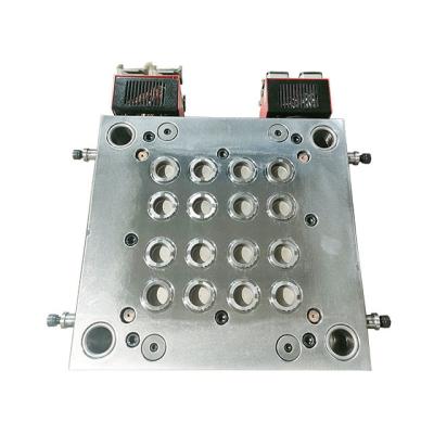 China 16cavity Hot Runner Injection Molding D30mm for sale