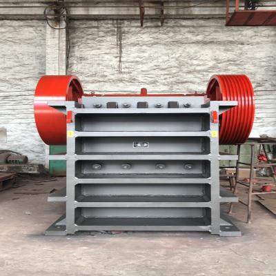 China Limestone Jaw Crusher Machine , Mobile Stone Crusher For Gravel Crusher Plant for sale