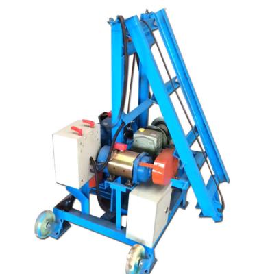 China Máquina de perfuração hidráulica pequena da perfuração de Mini Water Well Drilling Rigs do preço barato à venda