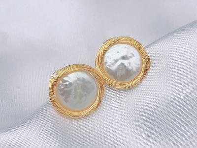 Китай Natural Pearl Necklaces  Charmming Korean Fashion Pearl Earrings For Women Hoop Round Earring Jewelry продается