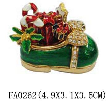 China Custom fancy Metal jewelry boxes for christmas for sale