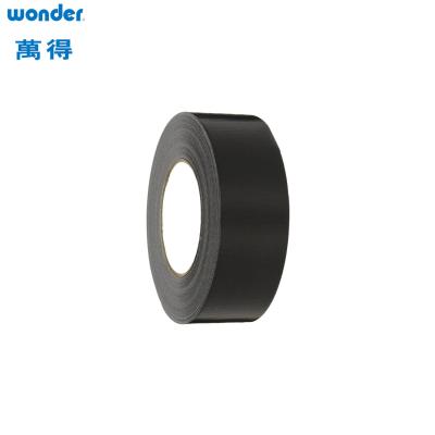 China Banda adhesiva de tela negra resistente al agua 0,160 mm espesor total para el hogar en venta