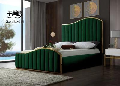 China Metal Decoration Tufted Fabric King Bed , Platform Large Tufted Bed for sale