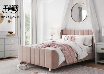 China Vitality Strong Soft Modern Luxurious Tufted Upholstered Bed for sale