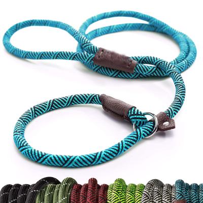 China Material extremamente durável do nylon da ligação da corda do alpinismo da trela do chicote de fios do cão à venda