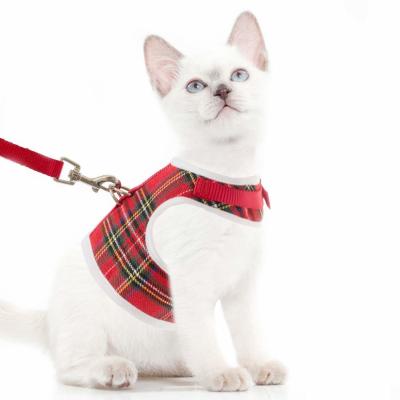 China Christmas Escape Proof Cat Harness And Leash Set Large Size Neck Girth 9.0