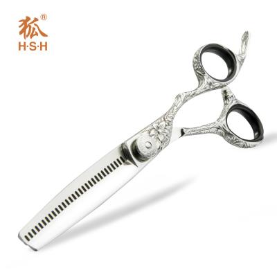 China EUR Thinner Japanese Steel Hairdressing Scissors Adjustable Screw for sale