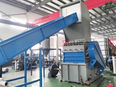 China SGS 3000kg/H Plastic Scrap Metal Crusher Machine Waste Shredder for sale