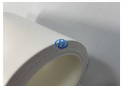 China o silicone branco do LDPE de 50 μm revestiu o filme Constency da liberação do polietileno no revestimento, nenhuma transferência do silicone à venda