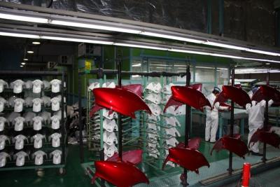 Chine Saupoudrez la chaîne de montage de production de moto de cabines de revêtement système liquide de peinture à vendre