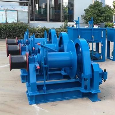 Chine Treuil de remorquage hydraulique d'électro de capacité de Marine Electric Winch approuvé par CCS 25ton 250KN à vendre