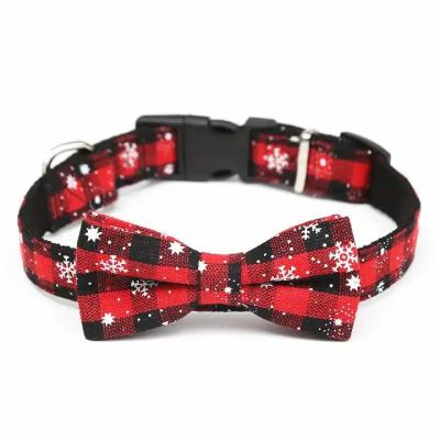 Chine Adjustable Bow Tie Christmas Pet Collar With Safety Locking Buckle Breakaway Neck Strap à vendre
