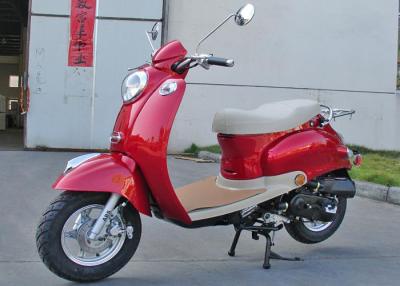 中国 子供のための革座席小型バイクのスクーター最高力4.1 HPの小型50ccスクーター 販売のため