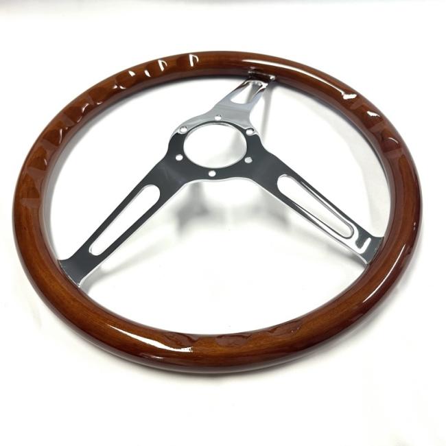 Deluxon vintage wood steering wheel showcasing overall craftsmanship and finish