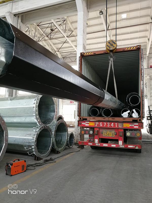 Professional packaging for steel pole transportation