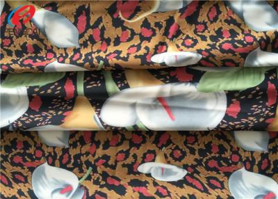 中国 上の柔らかく厚いポリエステル デジタル印刷物のスパンデックスの水着の衣類の生地 販売のため