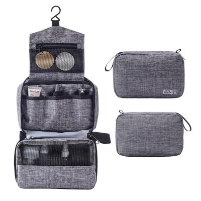 China Travel 600D Polyester Fabric Toiletry Wash Bag Makeup Storage With Lining 210D for sale