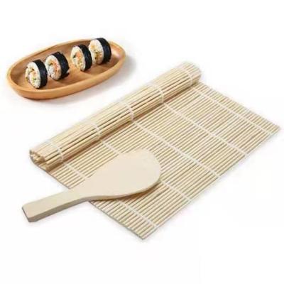 China Hot Sale Eco- friendly Handmade Natural Water Hyacinth Woven Table Placemat Seagrass Rattan Straw Placemats Mats for sale