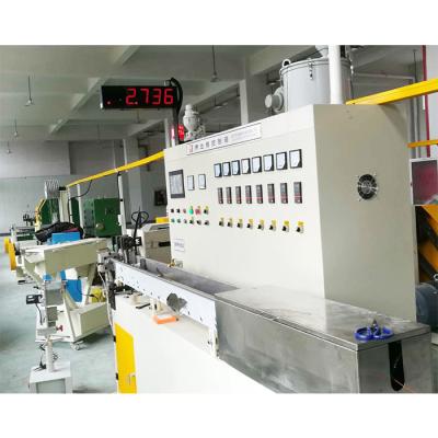 China Linha de produção de fios elétricos PVC LDPE PP 30-150 mm Linha de extrusão de cabos de fios Fabricantes à venda