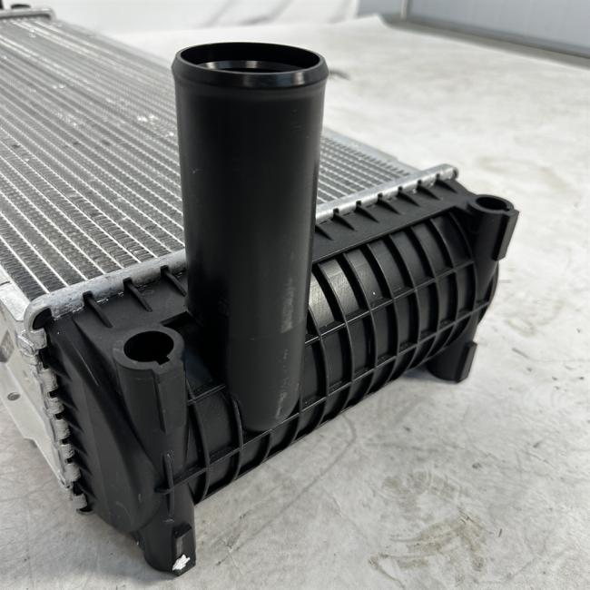 Excavator Cooler EC220D Water Tank Radiator detailed view