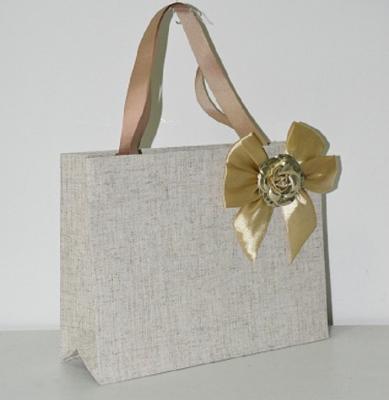 China Custom Handmade with flower Print Laminated With Jute And With Your Own Logo And Handle for sale
