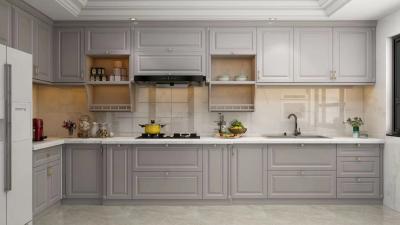 Китай Специализированные современные шкафы для кухни из ПВХ формы L Классический серый шкаф для кухни продается