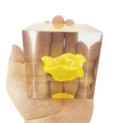 China custom cube brick resin paper weight with inclusion embeddings for sale