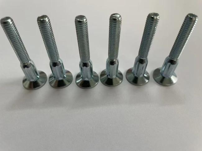 Industrial Fasteners - Professional packaging