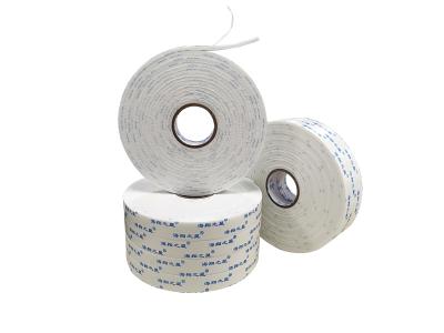 China El doble de la prenda impermeable de la esponja blanca echó a un lado cinta adhesiva para los espejos en venta