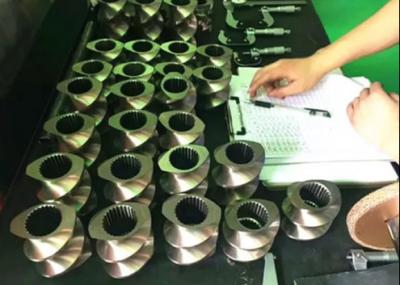 China Tipo 75 elementos gemelos del extrusor de tornillo para dirigir el plástico en venta