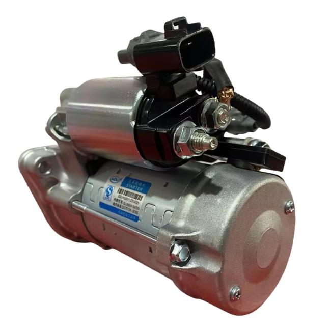 12V 1.7KW 13T Automotive Alternator front view