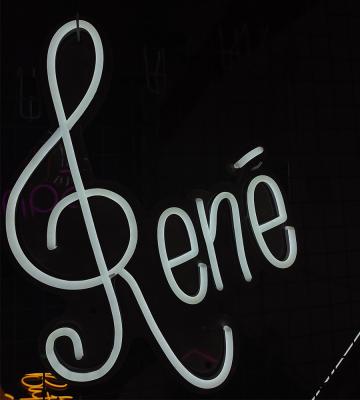 Cina Materiale flessibile principale fatto a mano del tubo dell'insegna al neon su ordinazione francese dell'insegna al neon di René in vendita