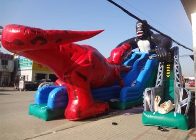 China Dianosaur grande e corrediça de água inflável comercial de King Kong para o parque de diversões à venda