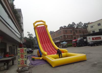 China Alquileres inflables del agua resistente al fuego emocionante/diapositiva inflable de la piscina para la playa en venta