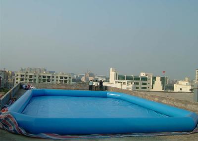 中国 商業用等級地上のポータブルの上の膨脹可能な水プールは、耐火性材料を分かち合います 販売のため
