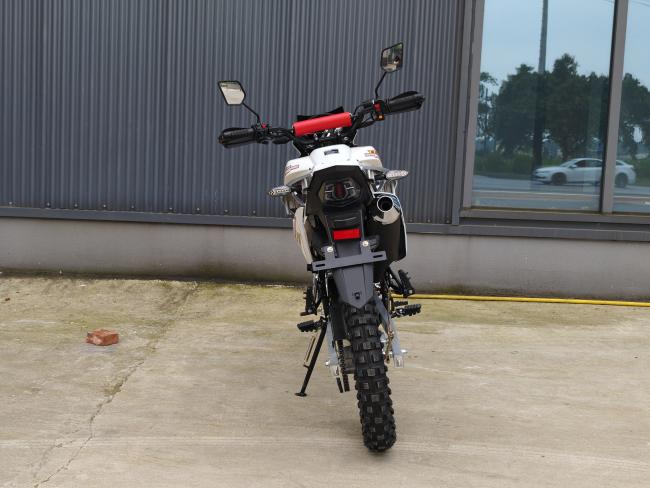 CG200CC off-road motorcycle detail view