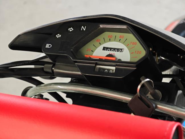 250CC off-road motorcycle detail view