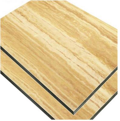 中国 Pe/Pvdf Coated Aluminum Wood Composite Panel Impact Resistance Excellent Heat Insulation 販売のため